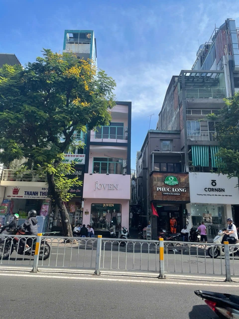 Bán nhà góc 3 mặt tiền Lê Văn Sỹ, P14, Quận 3 - Dòng tiền ổn định 50 triệu/tháng!