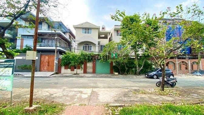 Biệt thự sân vườn khu Ao Sen, Bình Trị Đông B, 400m² giá 55 tỷ - Đối diện công viên