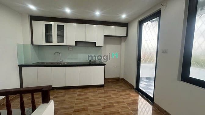 Nhà phố lô góc Nghĩa Dũng, 18m² giá 8.6 tỷ - Kinh doanh lý tưởng!