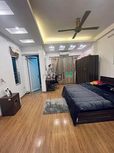 Nhà phố Tương Mai, Hoàng Mai 46.7m² giá 9.8 tỷ - Thiết kế hiện đại, thang máy sẵn sàng ở ngay!