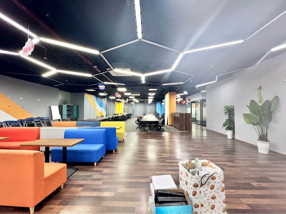 Văn phòng cho thuê tại Goldtower 275 Nguyễn Trãi, 120m² - Giá cực tốt!