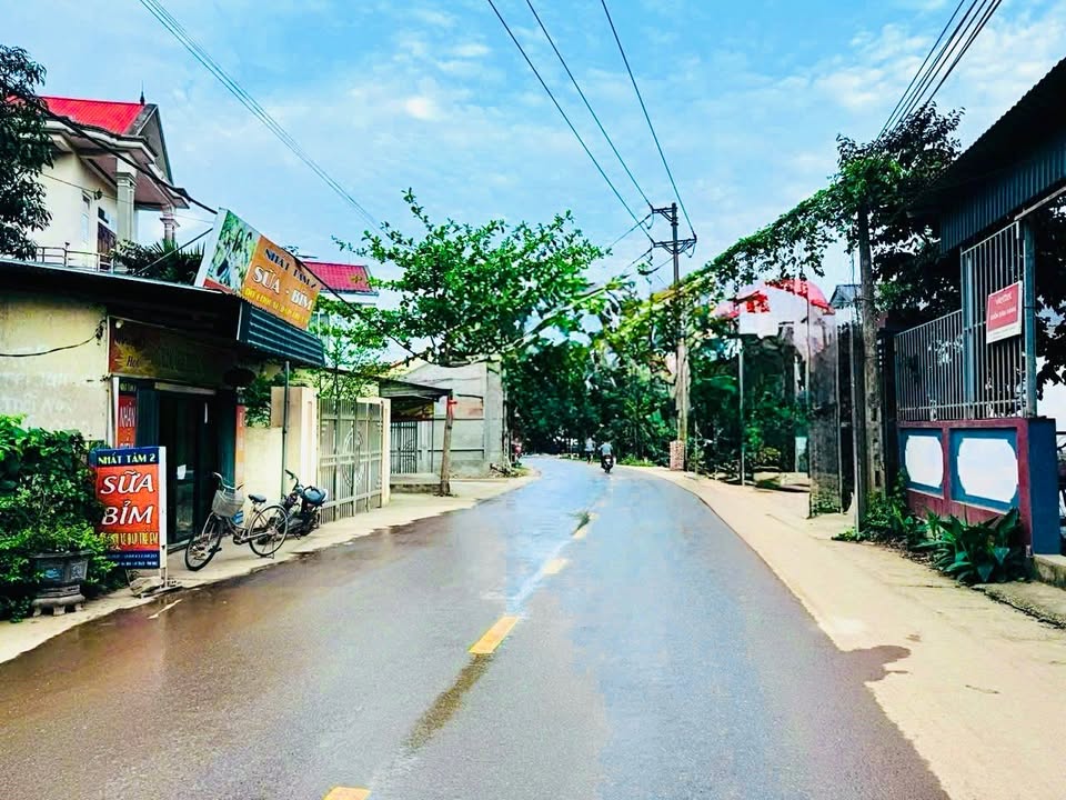 Đất nền lô góc 202m² thôn Hoàng Chỉ - Giá chỉ 800 triệu - Tiềm năng phát triển