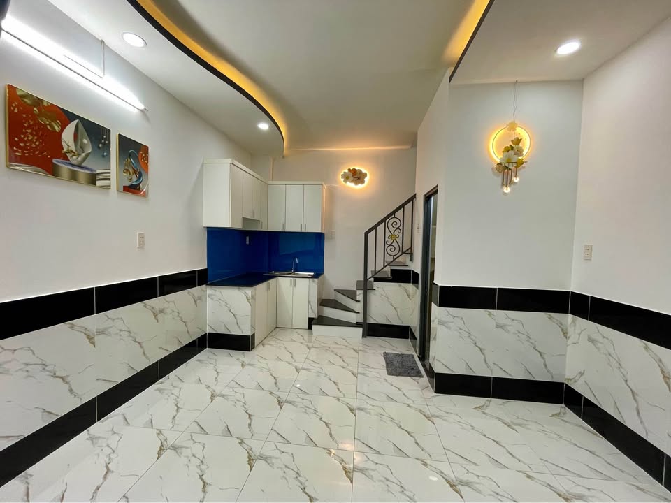 Nhà 1 Lầu Bà Điểm 24m² giá 1.25 tỷ - Chính chủ bán nhanh!