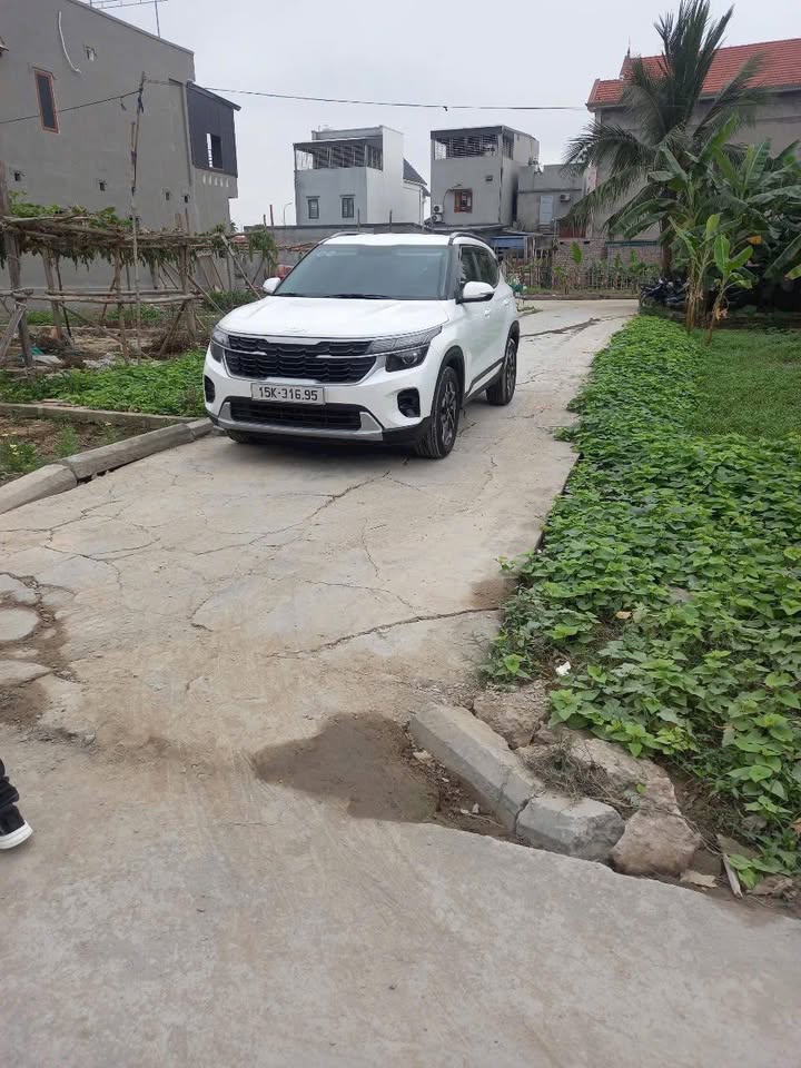 Lô đất Thôn 6, Xã Hoàng Động, 60m² giá 900 triệu - Đầu tư sinh lời ngay!