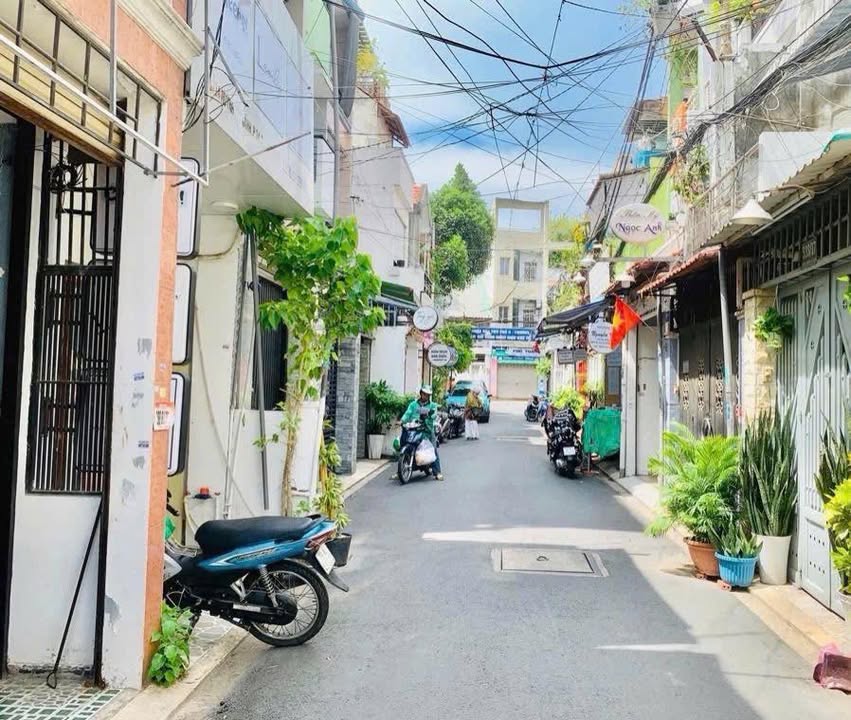 Nhà phố Đặng Văn Ngữ, Tân Bình 50m² giá 10.99 tỷ - Vị trí trung tâm, tiện ích đỉnh cao!