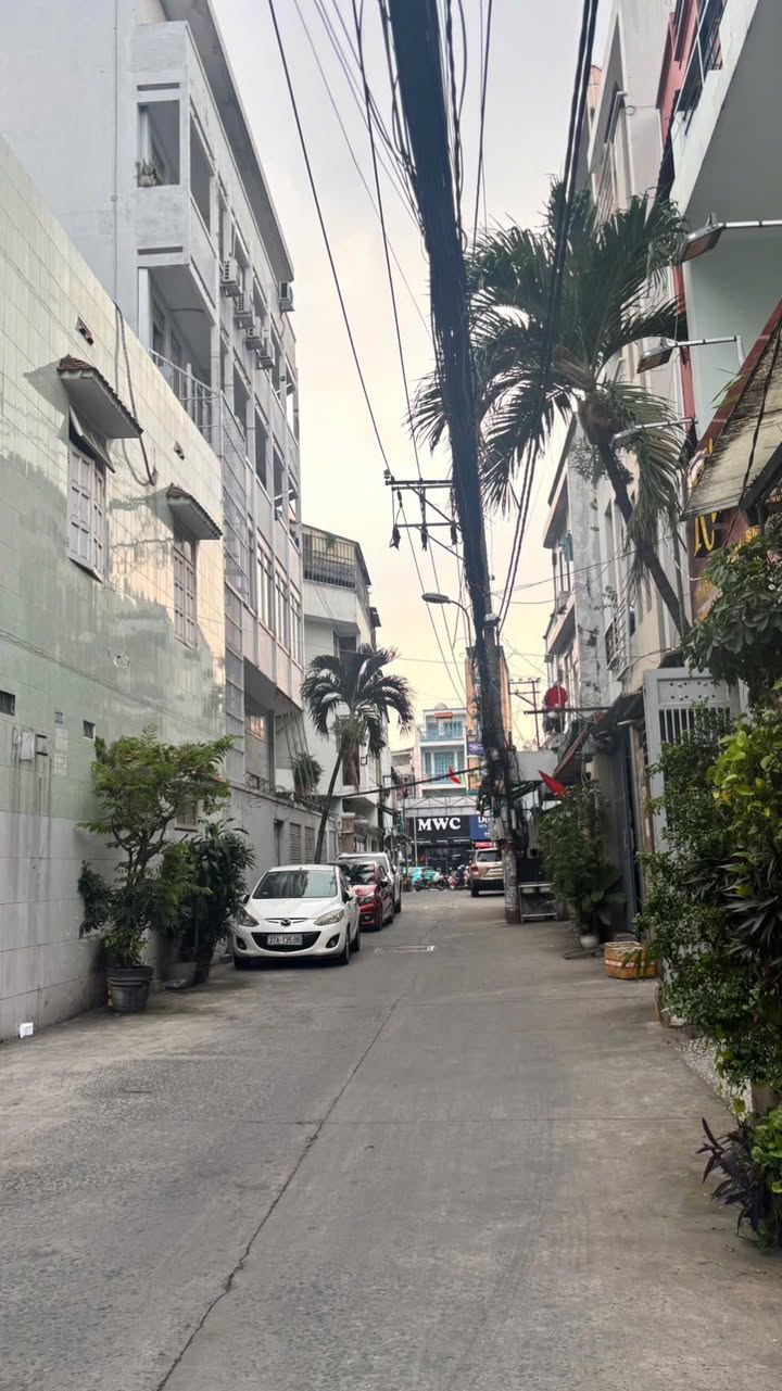 Nhà riêng Bình Thạnh - 51.2m² giá 8.9 tỷ - Hẻm xe hơi tới nhà