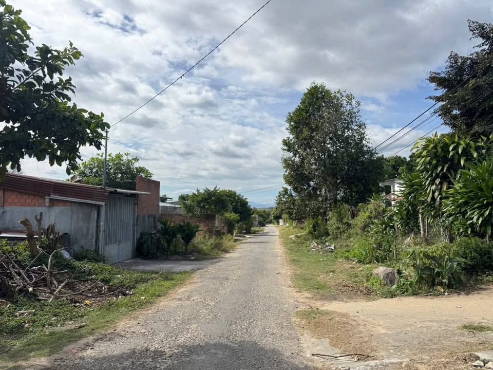 Đất thổ cư 276m² tại Thôn 4, Đắk Cấm - Đầu tư lâu dài giá tốt!