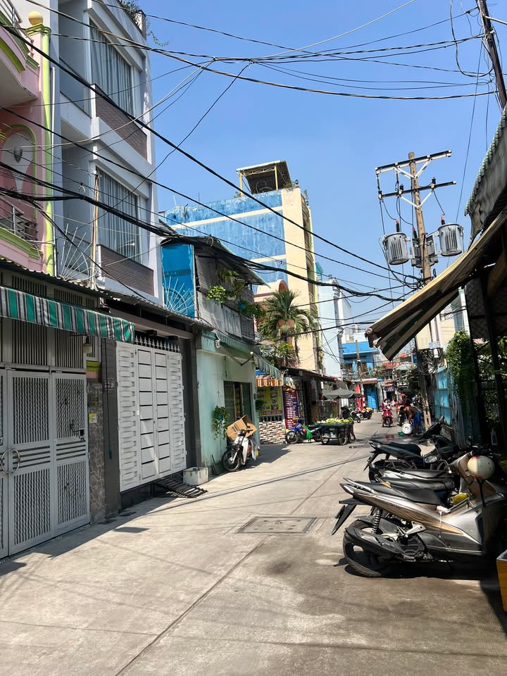 Townhouse 4 tầng Tân Kỳ Tân Quý 48m² giá 6.8 tỷ - Full nội thất, thu nhập ổn định!