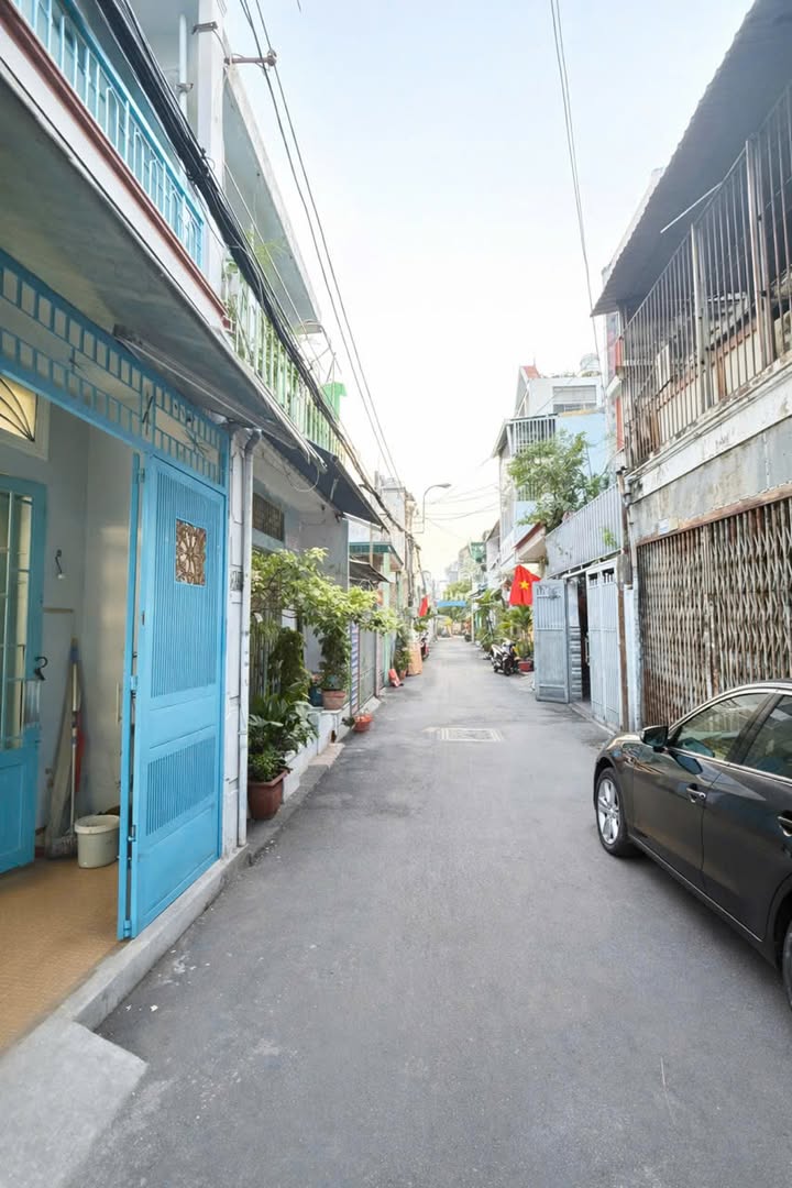 Nhà riêng Quận Gò Vấp 44m² giá 4.39 tỷ - Vị trí đẹp, hẻm xe hơi vào tận nhà!