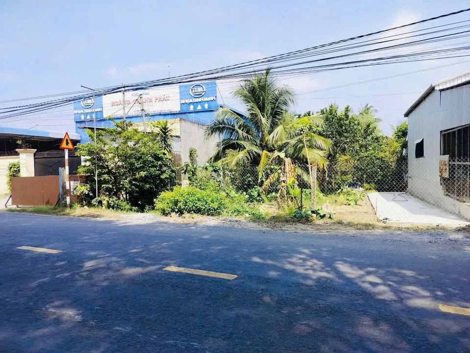 FrontHouse mặt tiền đường 173, Huyện Châu Thành, 555m² - Cơ hội đầu tư kinh doanh tuyệt vời!