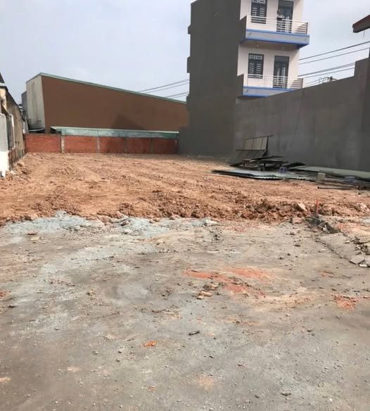 Đất mặt tiền đường DT743 Dĩ An 715m² giá 22.5 tỷ - Đầu tư sinh lời vượt trội!