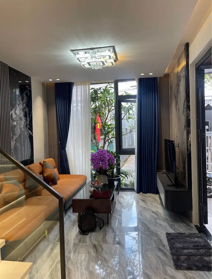 Nhà 3 tầng Tạ Quang Bửu, Quận 8, 48m² giá 2.55 tỷ - Dọn vào ở ngay đón Tết!