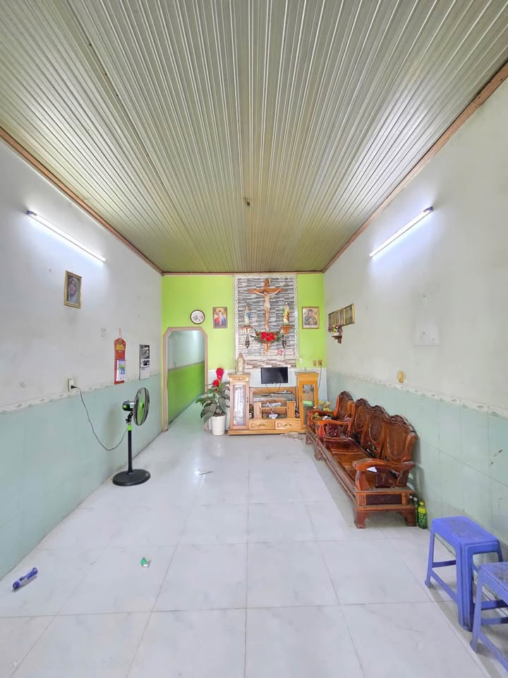 Nhà phố Tân Hòa, Biên Hòa 160m² giá 2.59 tỷ - Vị trí đẹp, pháp lý rõ ràng!