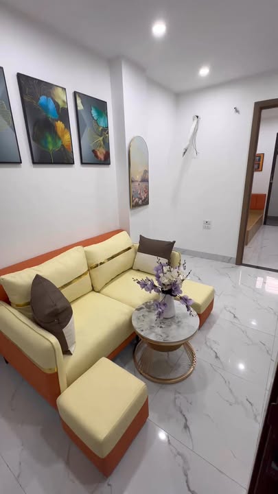 Căn hộ Thụy Khuê 45m² giá 2.29 tỷ - Full nội thất, sẵn sàng vào ở!