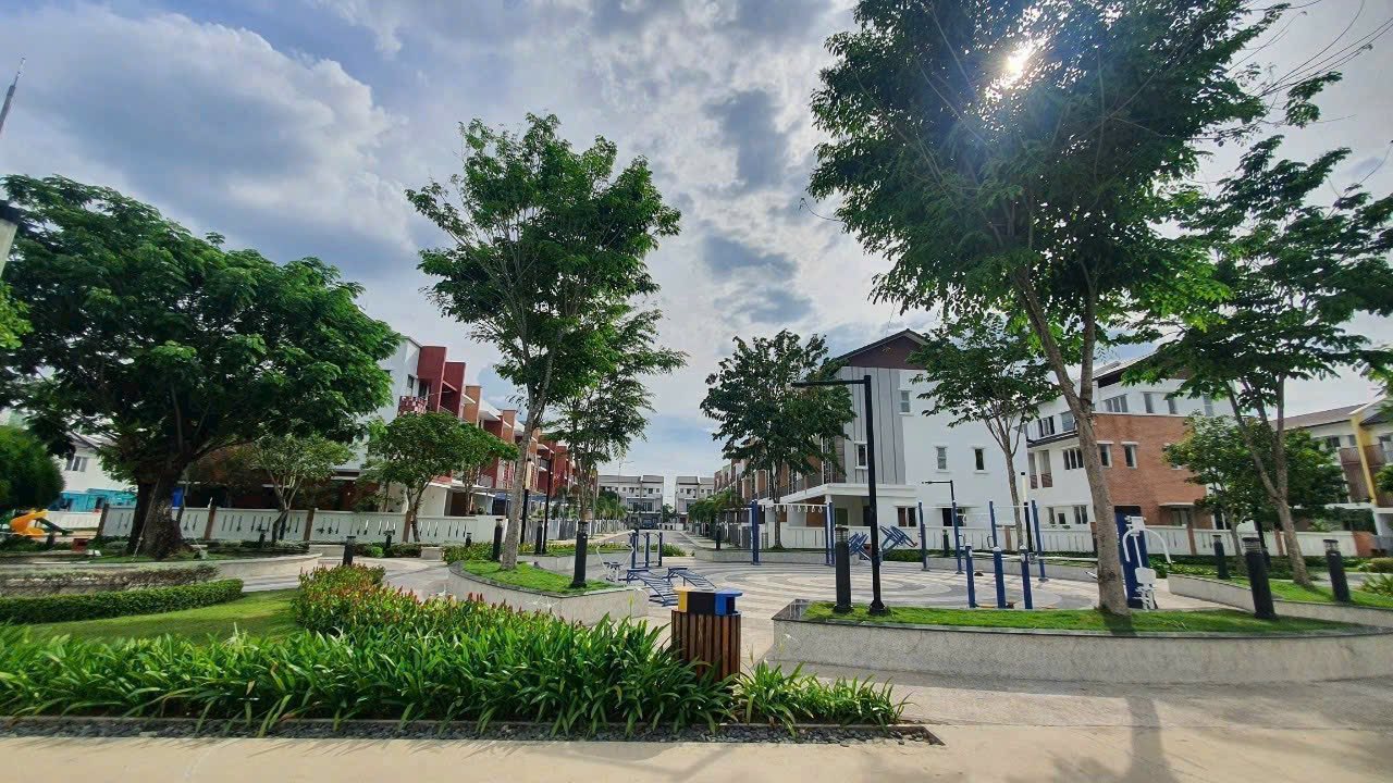 Shophouse Sun Casa Hòa Phú, Tân Uyên 80m² giá thỏa thuận - Mặt tiền đường D10 thuận lợi kinh doanh!