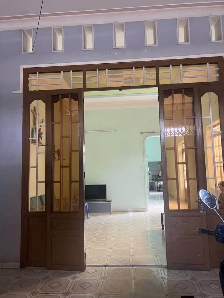 Nhà mặt tiền Nguyễn Văn Cừ, Lộc Phát, 2PN, giá 3.5 triệu - Không thể bỏ lỡ!