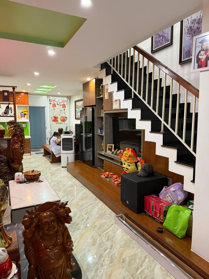 Bán nhà mặt phố Thân Nhân Trung, Đà Nẵng 81m² giá 8.2 tỷ - Kinh doanh sầm uất!