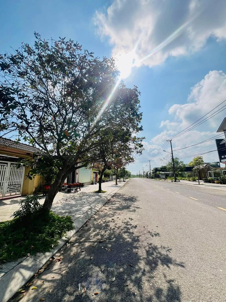 Đất nền đường Trịnh Hoài Đức, Đông Hà 244m² giá 3.2 tỷ - Sổ hồng chính chủ!