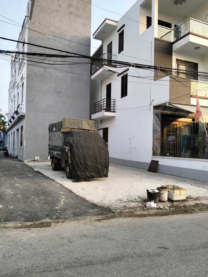 Lô góc mặt đường Đất Đỏ, phường Đồng Hoà, 40m² giá 2.69 tỷ - Kinh doanh thuận lợi!