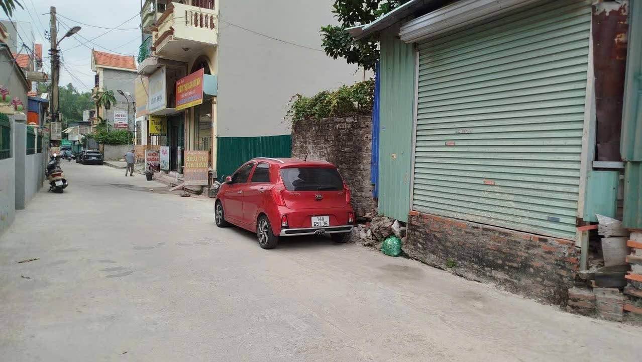 Nhà 3 tầng tại Giếng Đáy, Hạ Long 48m² giá 3 tỷ - Sẵn sàng vào ở ngay!