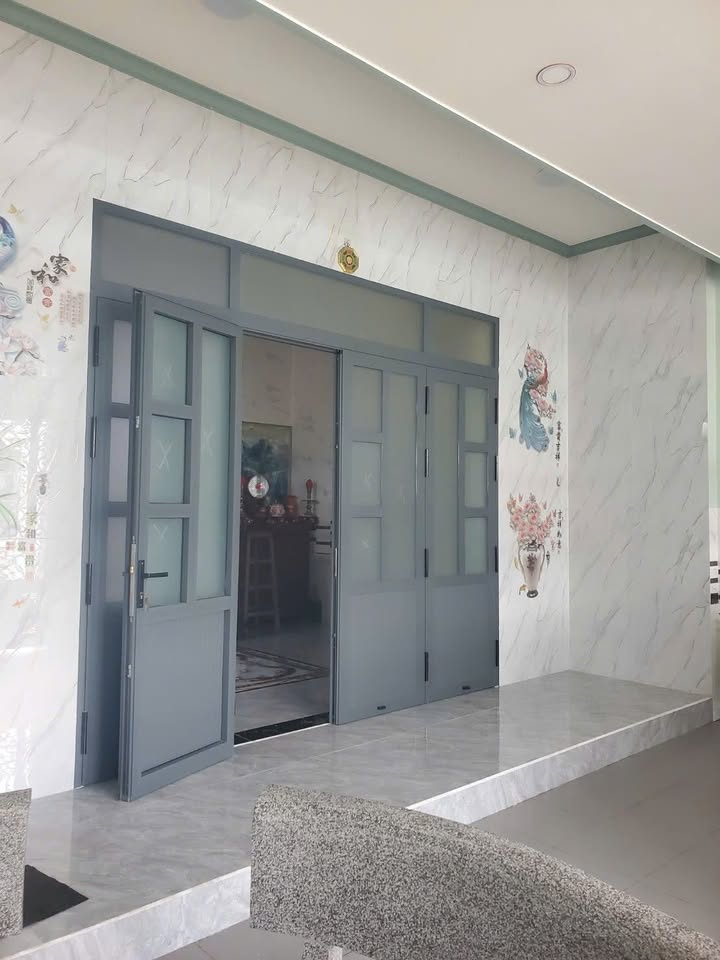 Nhà ở Phan Thiết 114m² giá 2.1 tỷ - Nhà mới xây 2 năm, vị trí thuận lợi!