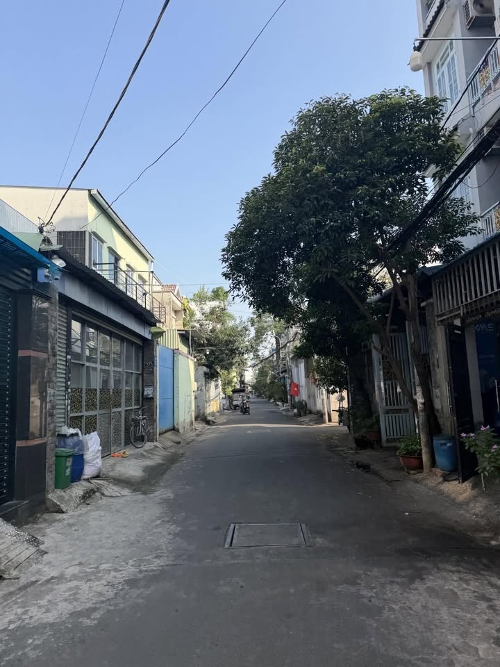 FrontHouse mặt tiền Lê Văn Quới, Tân Phú 68m² giá 6 tỷ - Đầu tư sinh lời ngay!