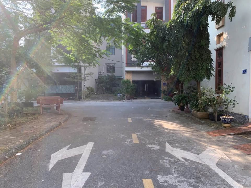 Đất nền Vạn Lộc Hải Dương 80m² giá 3.5 tỷ - Vị trí đắc địa gần chợ và trường học!