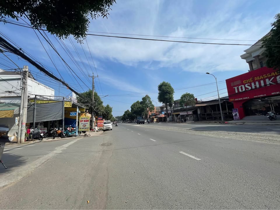 FrontHouse 2 mặt tiền đường Huỳnh Tấn Phát 167m² giá 10 tỷ - Kinh doanh đỉnh cao!