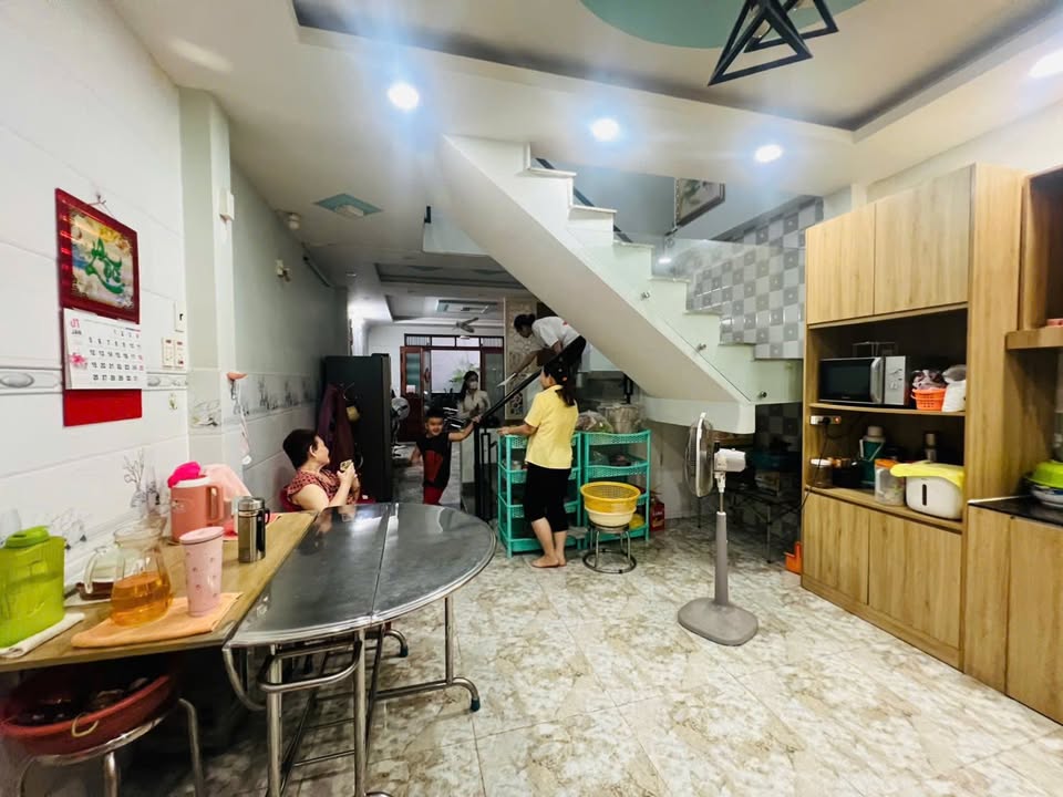 Nhà phố 2 tầng Hiệp Tân 60m² giá chỉ 5 tỷ - Pháp lý chuẩn, sẵn sàng ở!