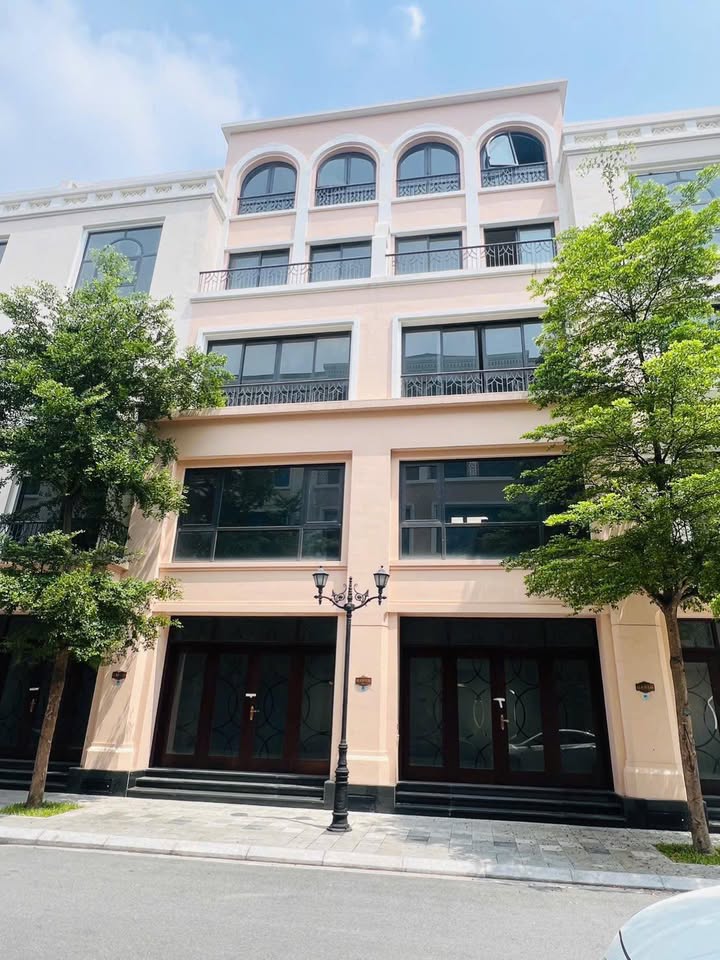 Nhà riêng Vinhomes Ocean Park Gia Lâm 75m² giá 10.6 tỷ - Sổ đỏ chính chủ!