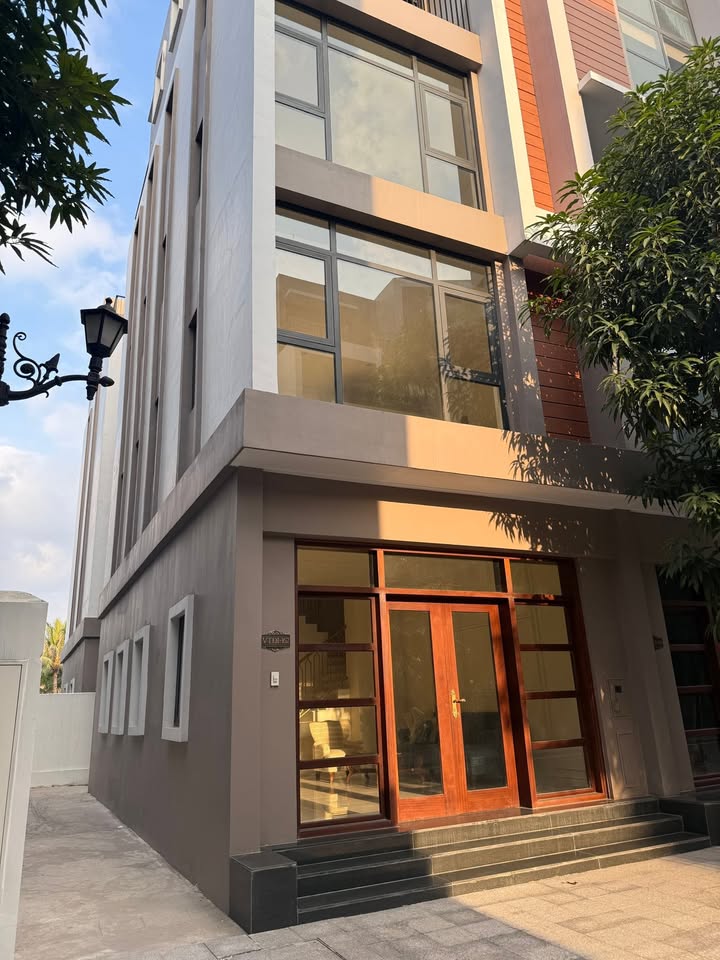 Townhouse Vinhomes Ocean Park 98m² giá 12 tỷ - Sẵn sàng nhận nhà ở ngay!