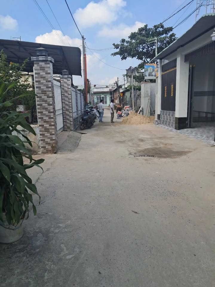 Nhà đất hẻm 9A Đường Cơ Thánh Vệ, 161m² giá 2.6 tỷ - Sẵn sàng ở ngay!