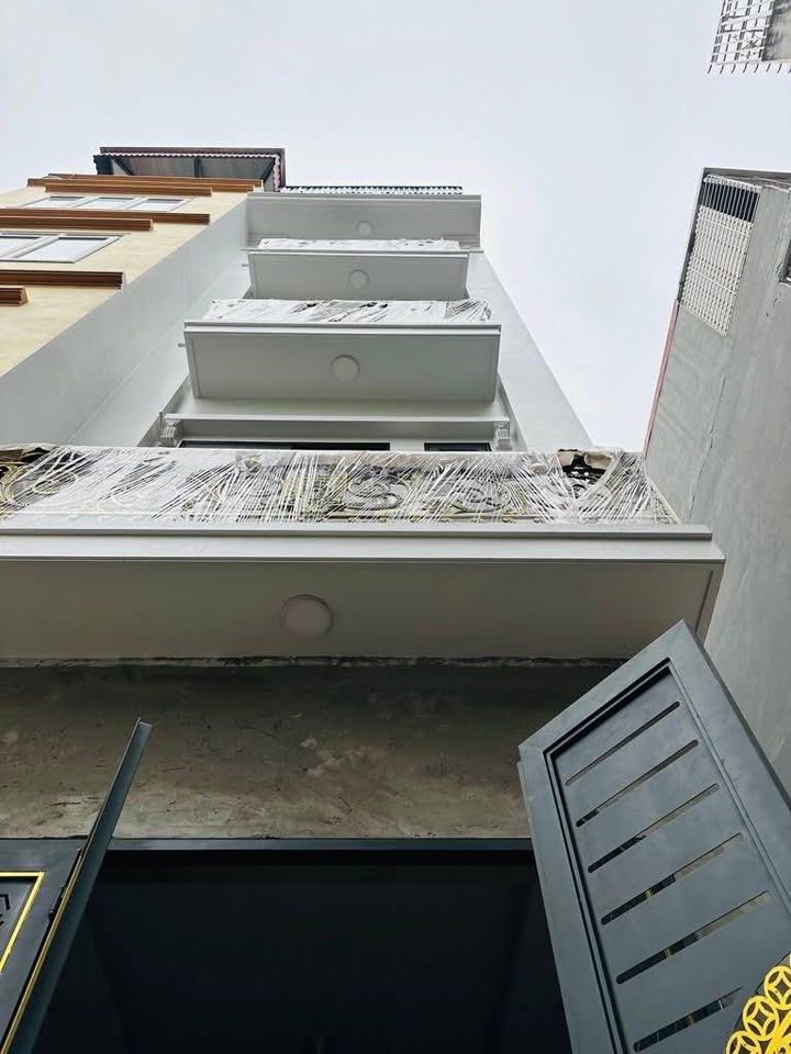 Nhà phố Phú Diễn 41m² giá 12 tỷ - Ô tô đỗ cửa, sẵn sàng vào ở!