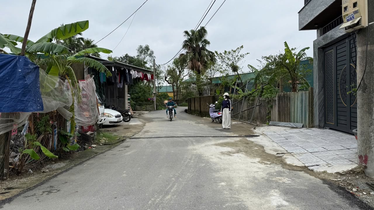 Đất thổ cư thôn Đoài Thịnh, TP. Hà Tĩnh 93m² giá 1.95 tỷ - Vị trí đẹp, đầu tư sinh lời!