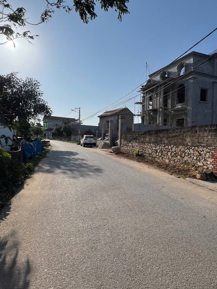 Đất nền chính chủ bán, mặt tiền 5m, 100m², chỉ 2 tỷ - Cách KCN QV2 chỉ 500m!