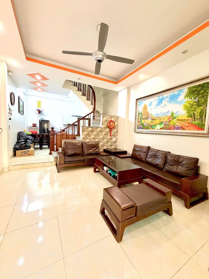 Bán nhà 4 tầng tại phường Quang Trung, Thái Bình, 40m² - Sẵn sàng ở ngay!