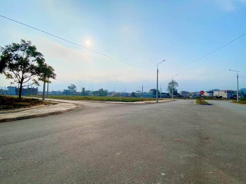 Đất nền liền kề Đường Văn Tiến Dũng, Huyện Chi Lăng, 100m² giá 3 tỷ - Cơ hội đầu tư tuyệt vời!