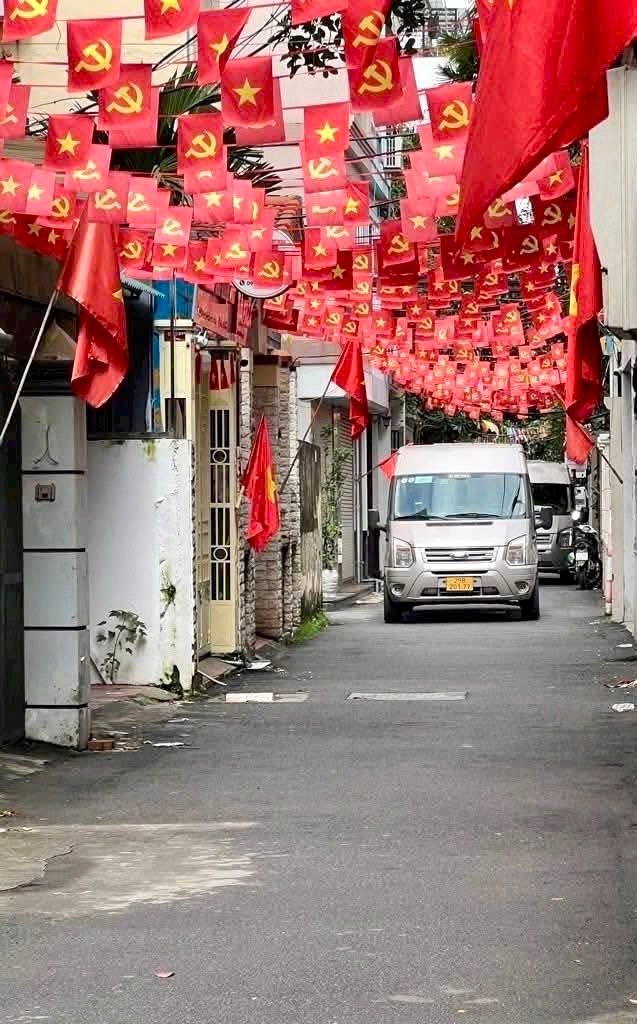 Nhà phố Hồng Tiến Bồ Đề 48m² giá 10 tỷ - Kinh doanh nhỏ lợi nhuận cao!