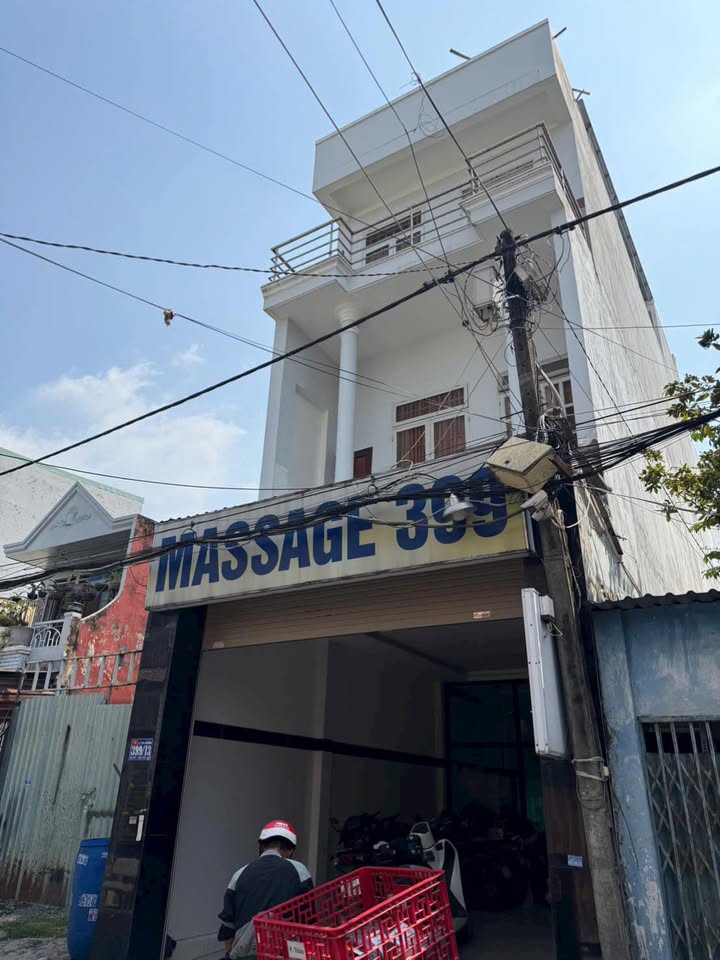 Condotel Lê Văn Khương 108m² giá 7.8 tỷ - Đang thu nhập ổn định!