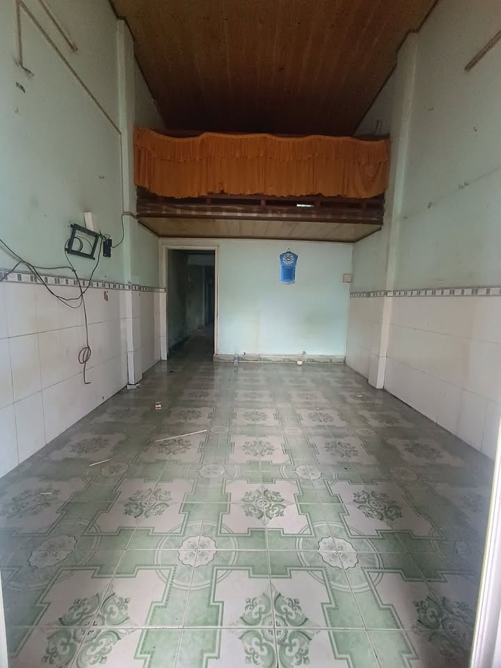 Nhà gác lửng tại phường Trần Phú, Quy Nhơn 45m² giá 2.25 tỷ - Gần trường học!