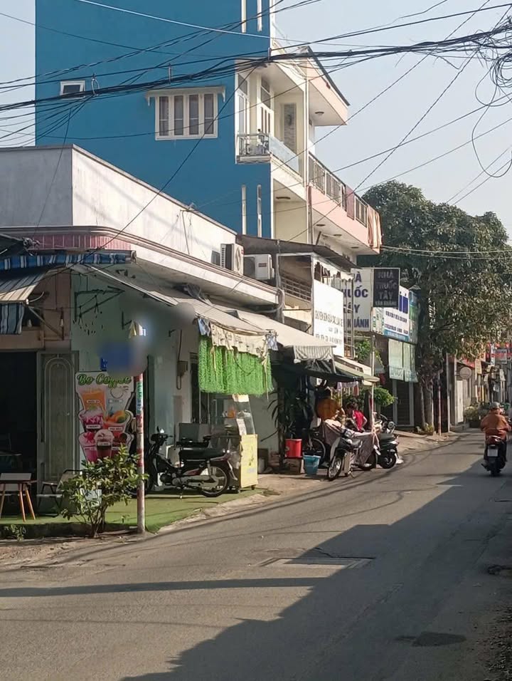 Nhà FrontHouse Xuân Thới Đông 45m² giá 3.25 tỷ - Sổ hồng riêng, vị trí đẹp!