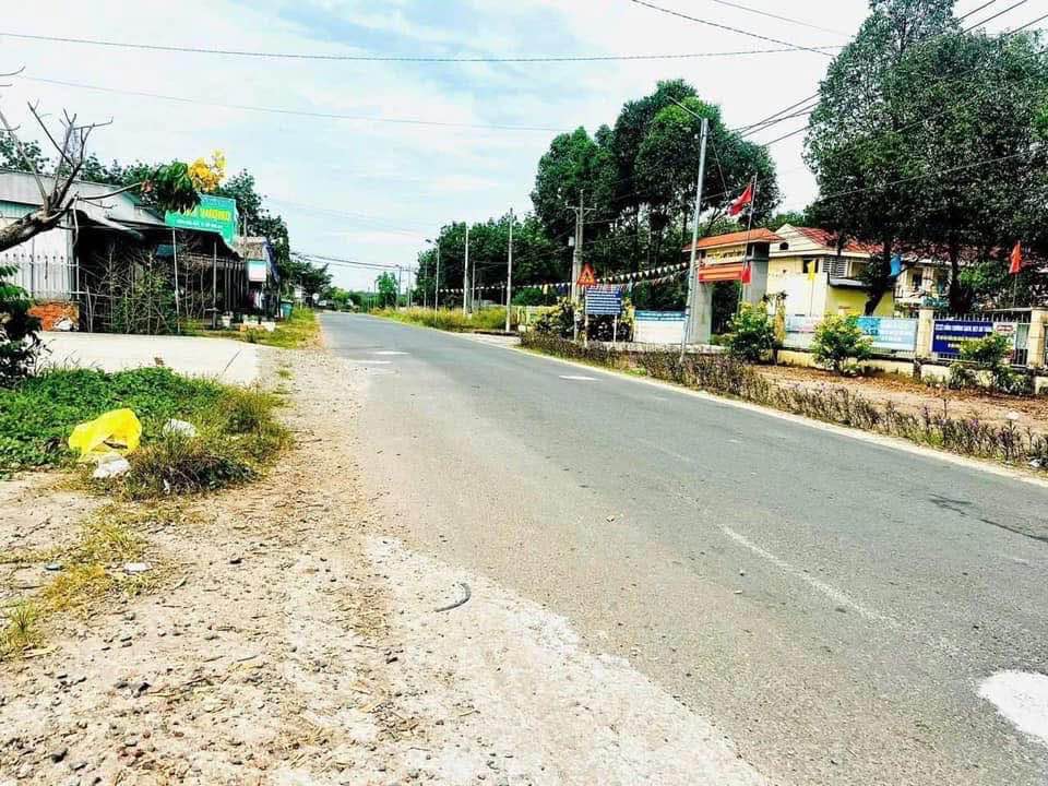 Mặt tiền FrontHouse DT756B Nha Bích 225m² giá 700 triệu - Cơ hội đầu tư tuyệt vời!