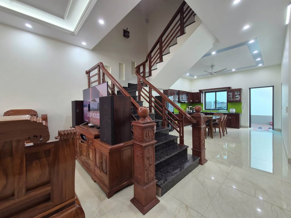 Nhà 3 tầng tại Thanh Hóa 120m² giá 6.8 tỷ - Vị trí đắc địa, tiện ích đầy đủ!