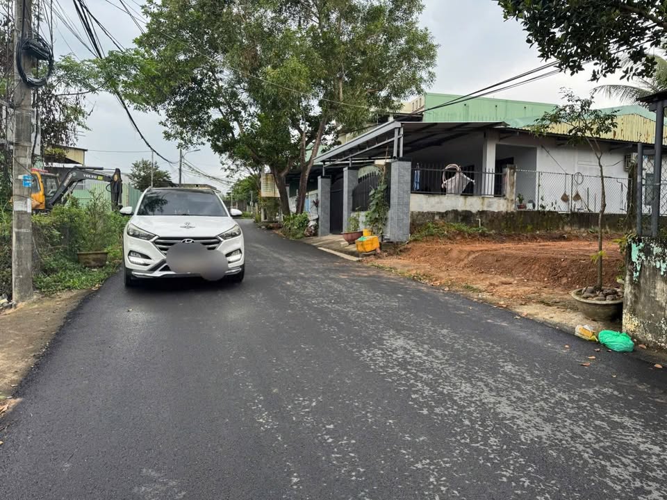 Đất nền Hòa Phú, Đà Nẵng 126m² giá 2 tỷ - Đường nhựa đẹp, vị trí thuận lợi!