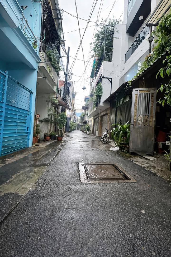 Nhà phố hẻm Phạm Văn Hai 52m² giá 8 tỷ - Khu vực an ninh, tiện ích đầy đủ!