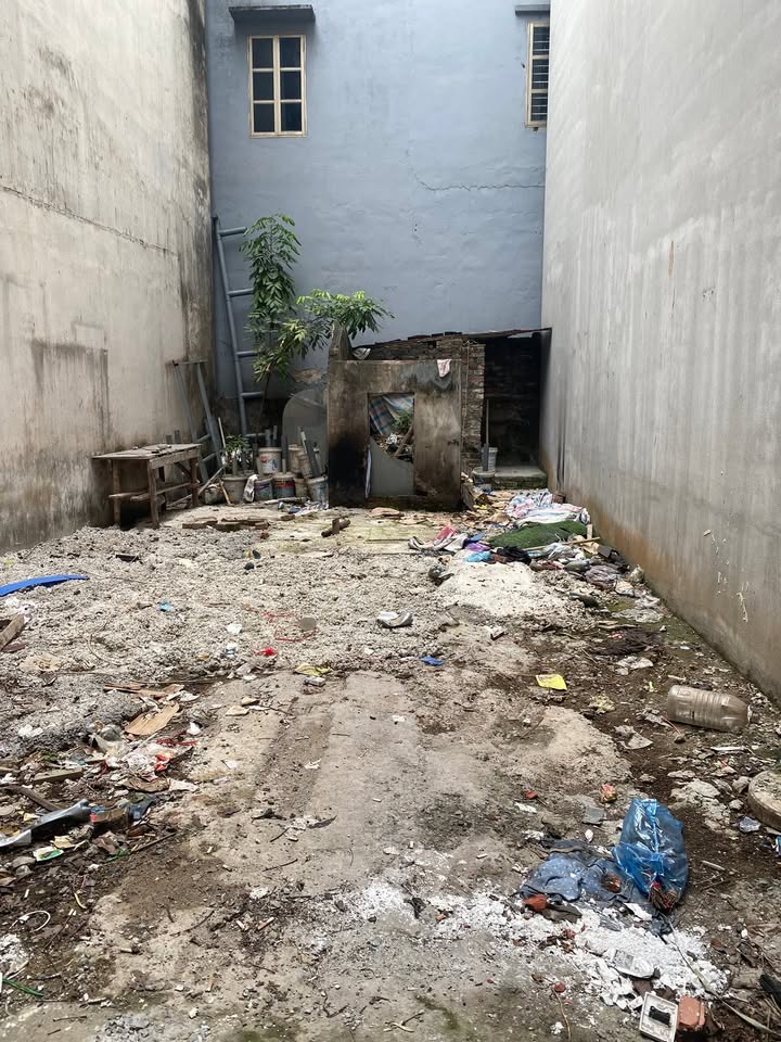 Đất nền ven Hồ Tây, Quận Tây Hồ, 65m² giá 20.5 tỷ - Cơ hội đầu tư tuyệt vời!