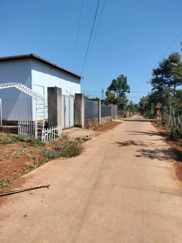 Đất nền 600m² tại xã Dray Bhăng, huyện Cư Kuin, Đắk Lắk giá 780 triệu - Cơ hội đầu tư hấp dẫn!