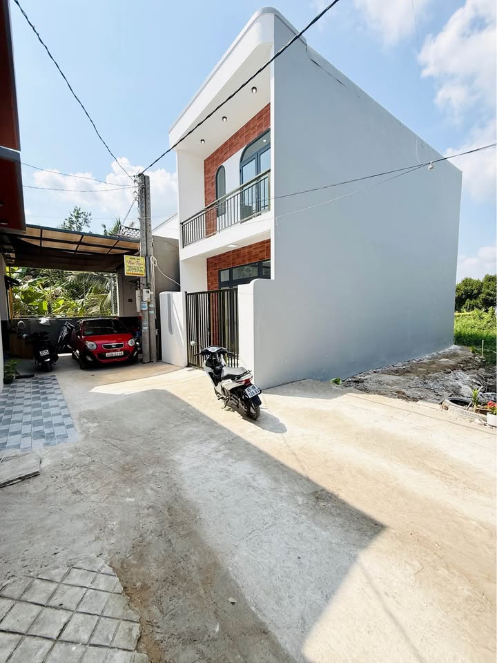 Nhà trệt lầu mới hoàn thiện tại quận Ninh Kiều - 63m² - Giá chỉ 1.45 tỷ