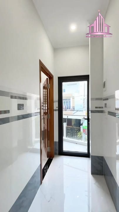 Nhà 3 Tầng Mặt Tiền Lê Bình, Cái Răng 40m² giá 3.3 tỷ - Sổ hồng chính chủ!