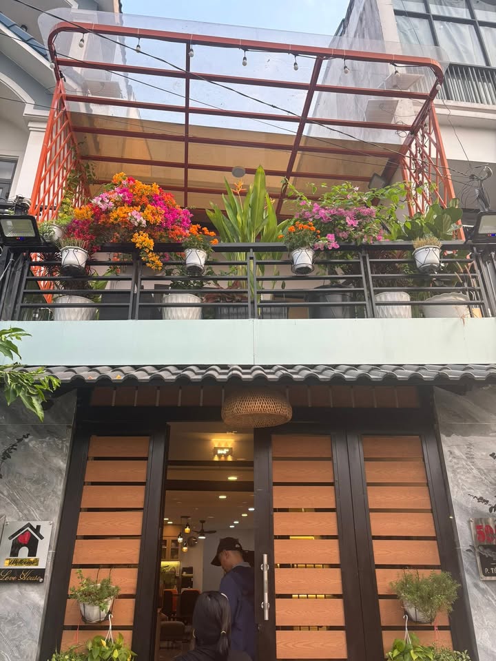 Nhà 2 Tầng Đường 102, Tân Nhơn Phú B, 55.6m² giá 5.98 tỷ - Vào ở ngay!